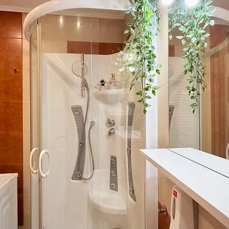 Premium - Spacious 3br With Balcony דירה