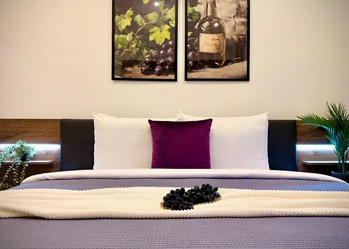 Premium - Spacious 3br With Balcony Bucharest