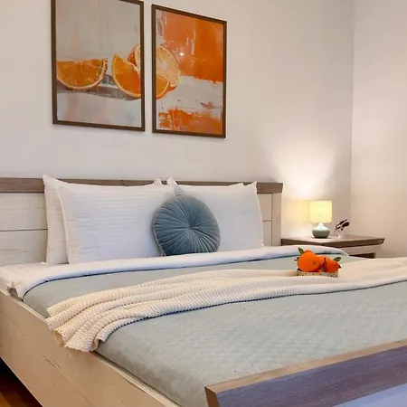 Apartment Premium - Spacious 3br With Balcony Bukarest