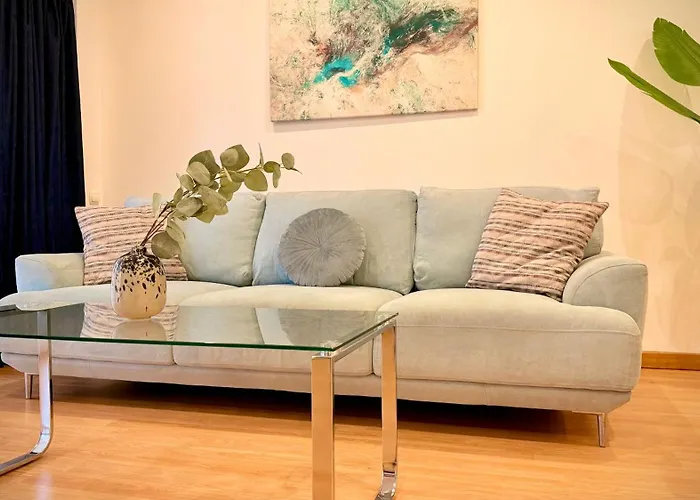 Апартаменты Premium - Spacious 3br With Balcony